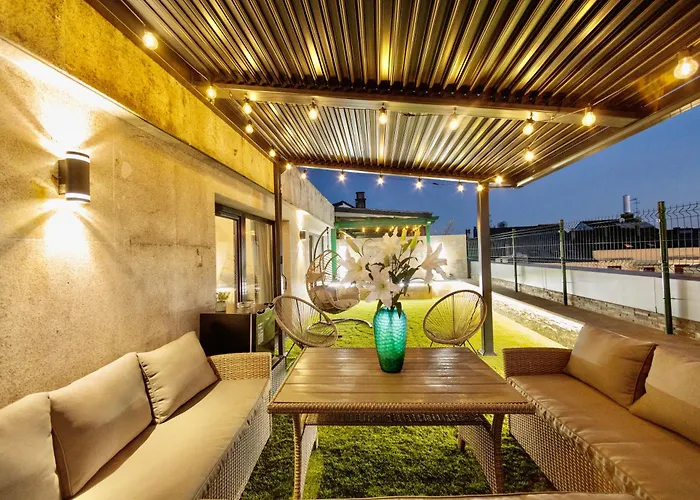 Lucus Skyline & Terrace