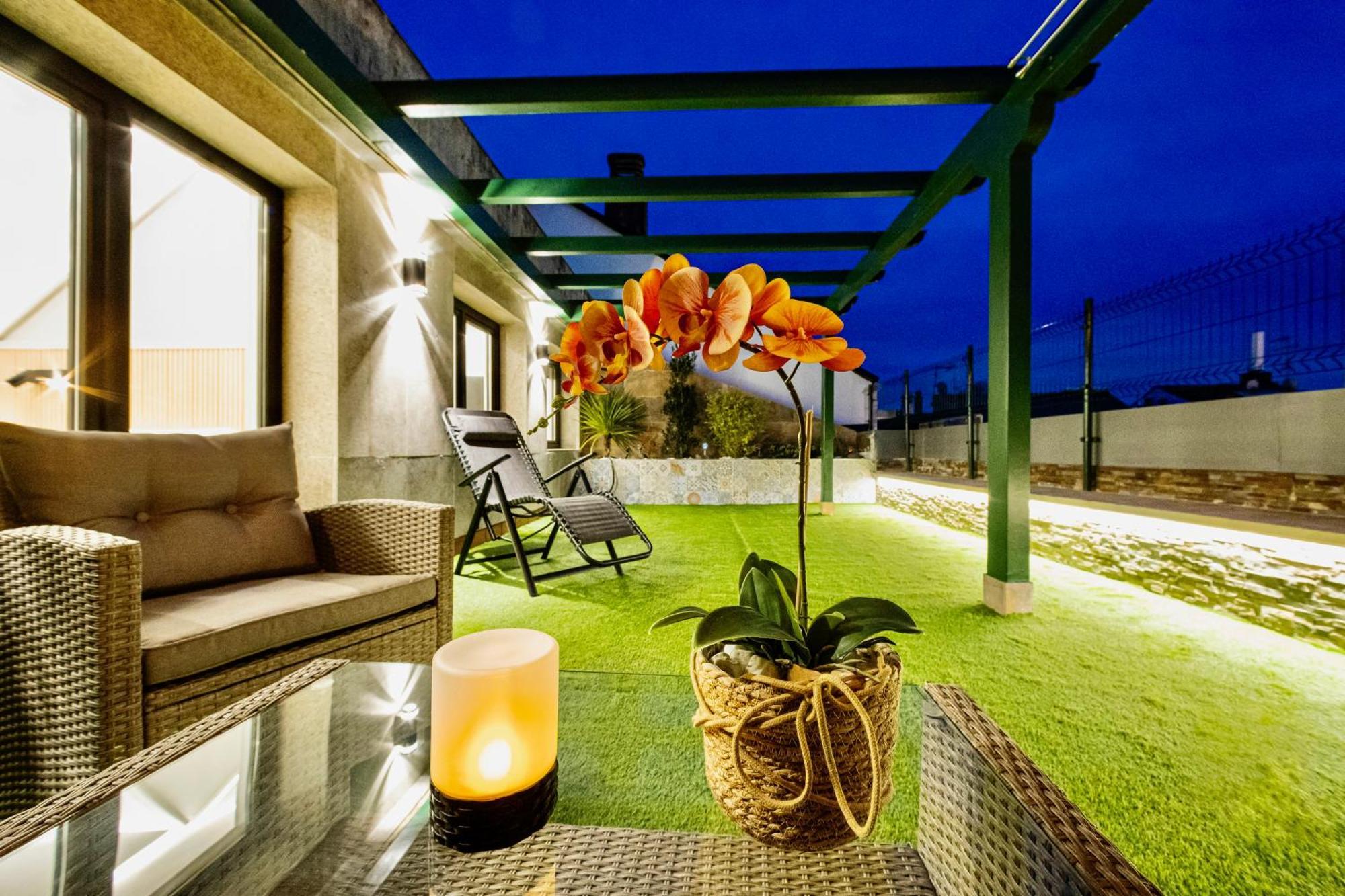 Lucus Skyline & Terrace *