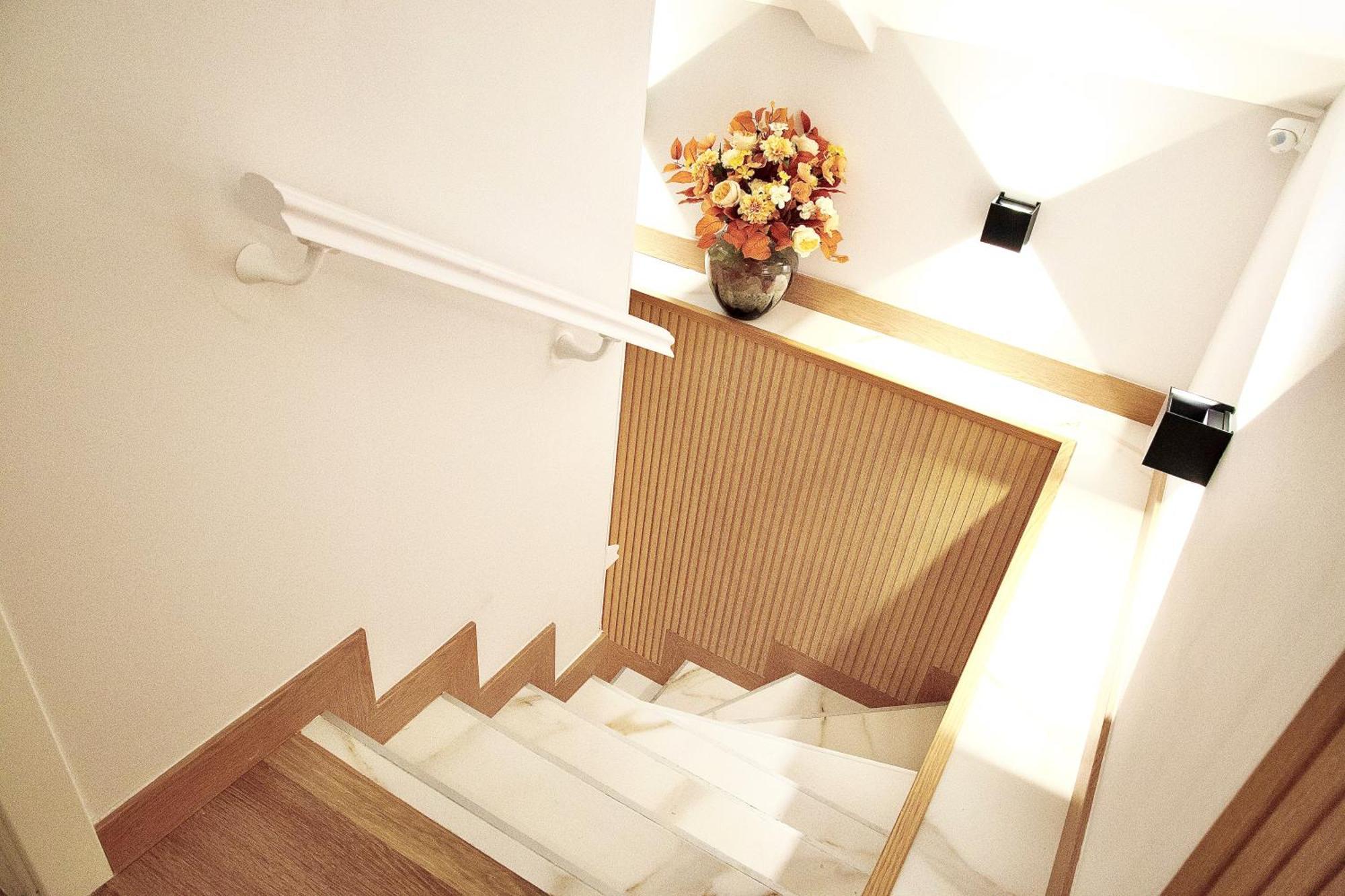 Lucus Skyline & Terrace Apartment *